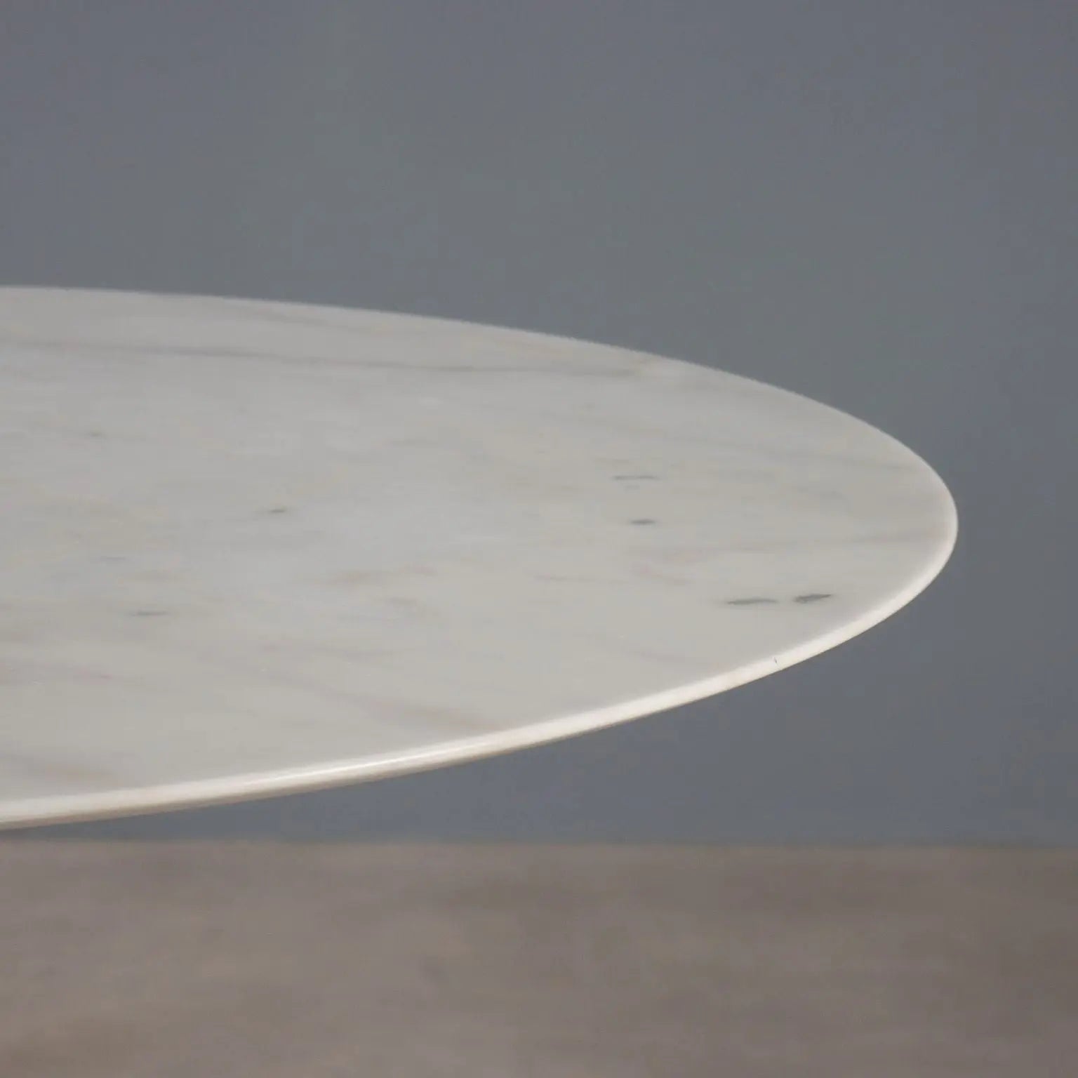 Vintage Table Tulip Style Enamelled Aluminium Design Italy 1980s
