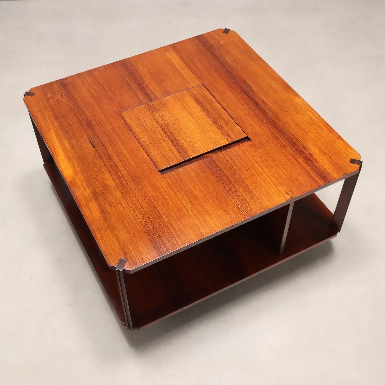 Arflex Square Coffee Table Vintage Design Marco Zanuso 1960s - Design by Marco Zanuso | Modernism | Tables