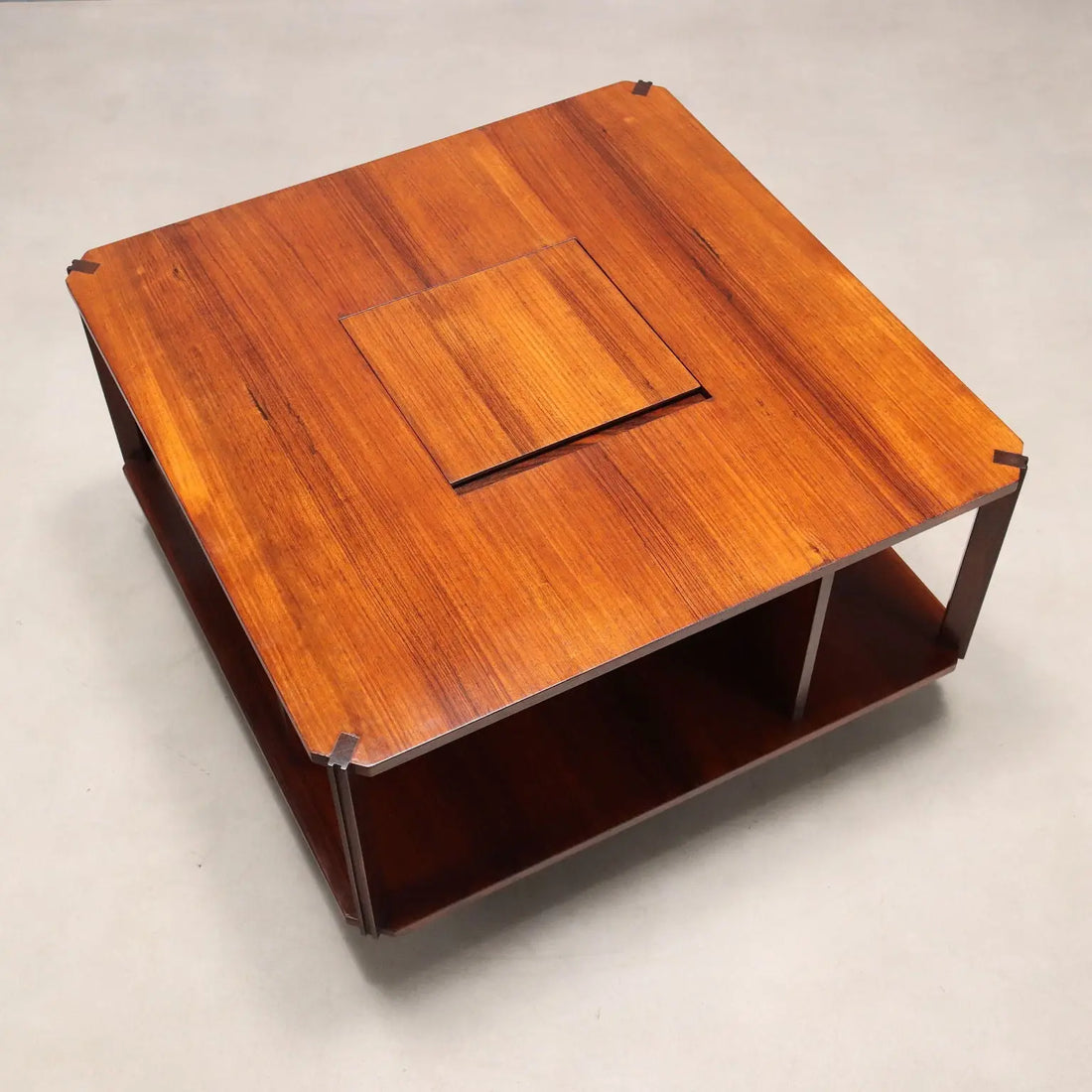 Arflex Square Coffee Table Vintage Design Marco Zanuso 1960s - Design by Marco Zanuso | Modernism | Tables