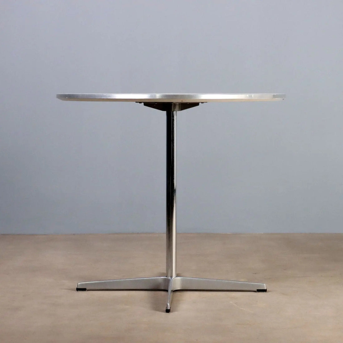 Vintage Table Fritz Hansen Design Piet Hein & Bruno Matthson 1990s