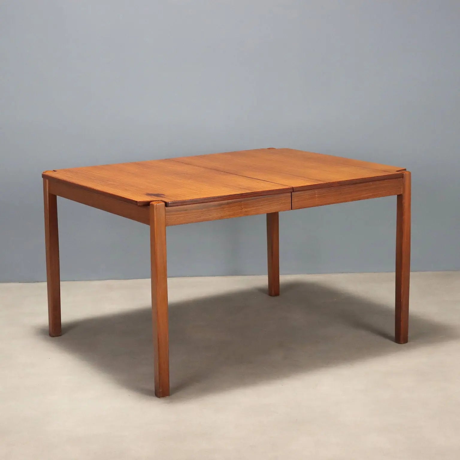 1960s Extendable Exotic Wood Table