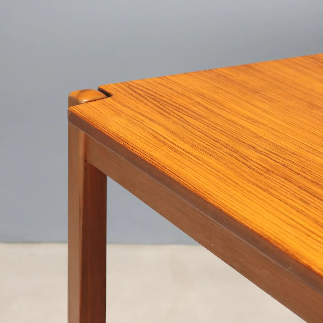 1960s Extendable Exotic Wood Table