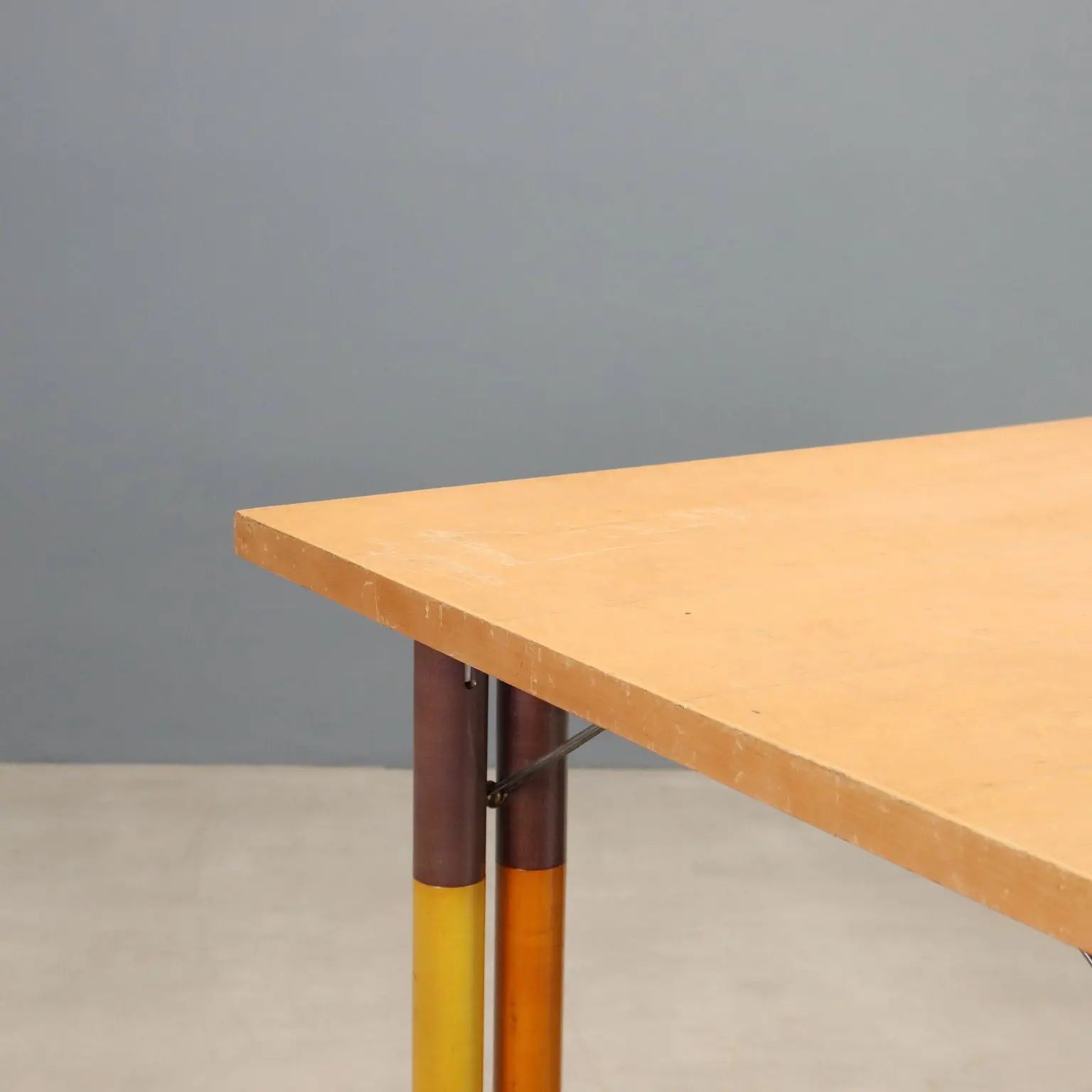 Vintage Table Karan d'Ache Malobbia Design Citterio and Nava 1980s
