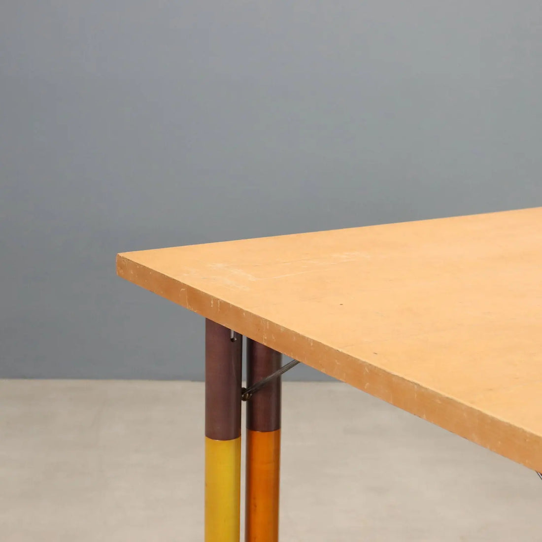 Vintage Table Karan d'Ache Malobbia Design Citterio and Nava 1980s