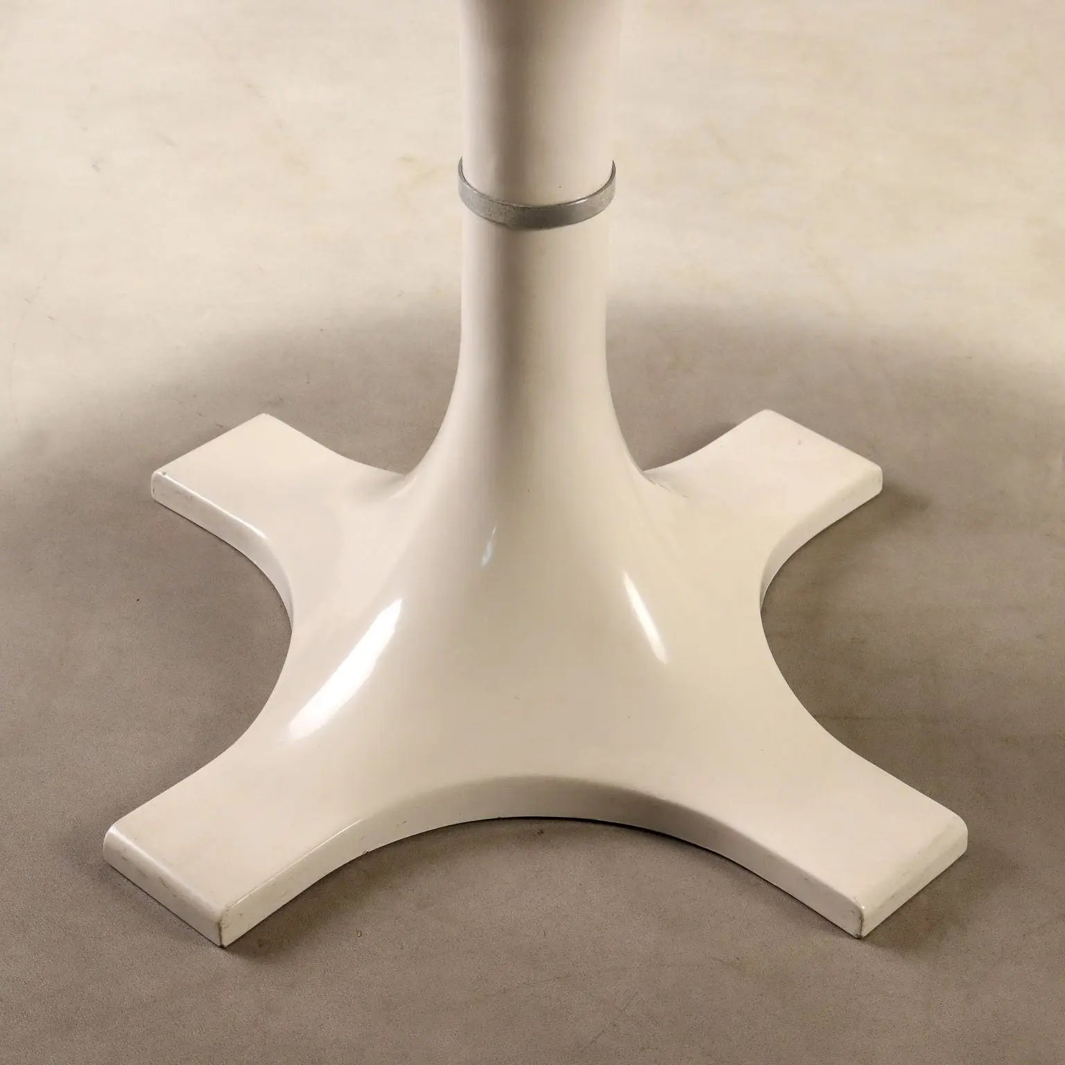 1960s Kartell Resin Table