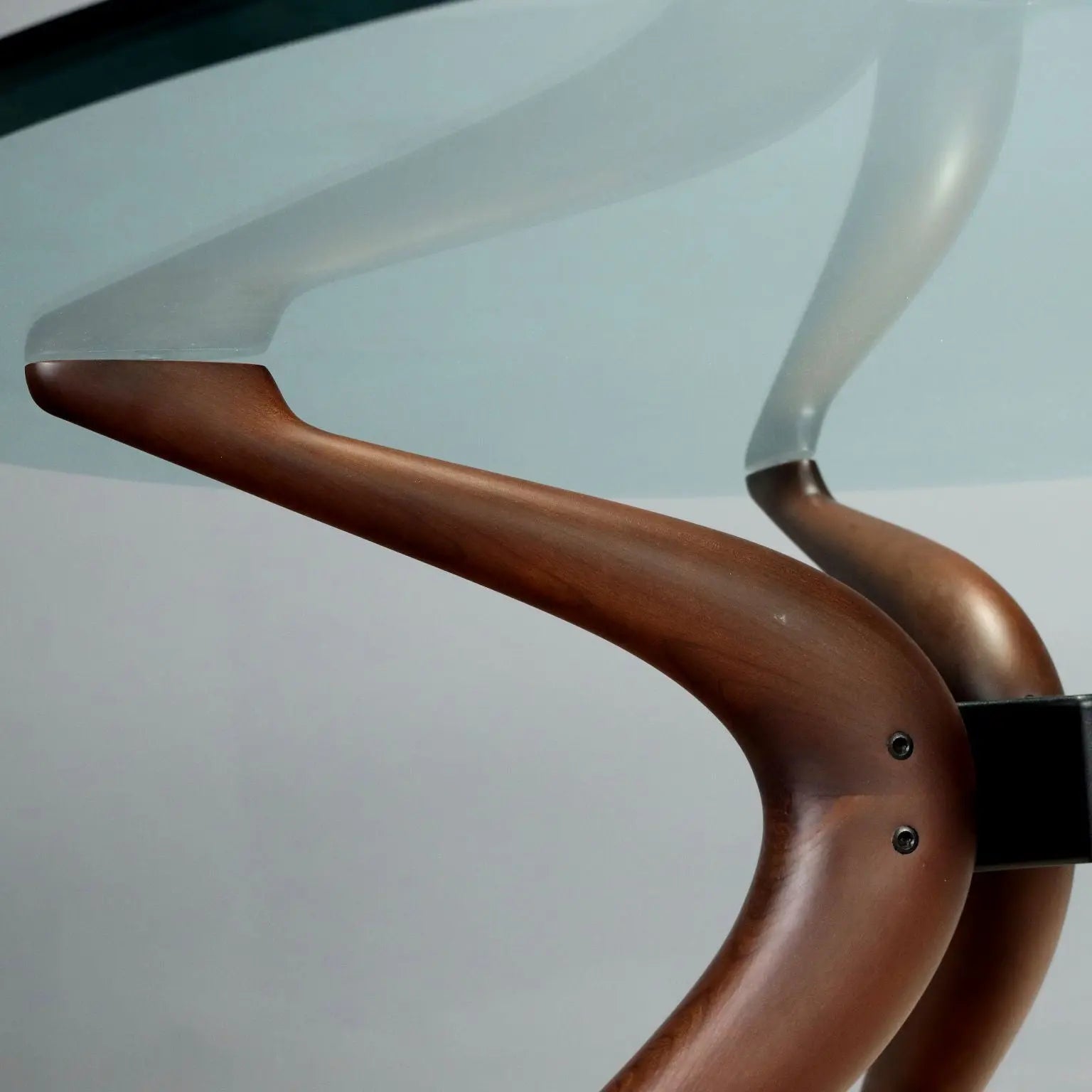 Modern Round Table Porada Design Marconato and Zappa 2000s