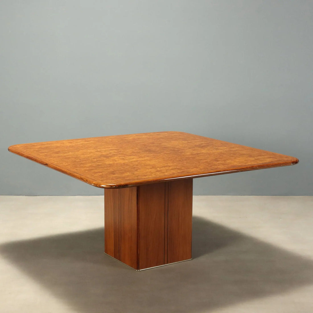 Maxalto Artona Table Vintage Design Afra and Tobia Scarpa 1970s
