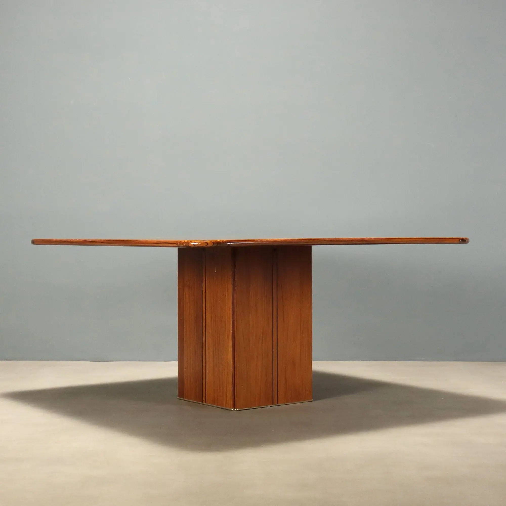 Maxalto Artona Table Vintage Design Afra and Tobia Scarpa 1970s