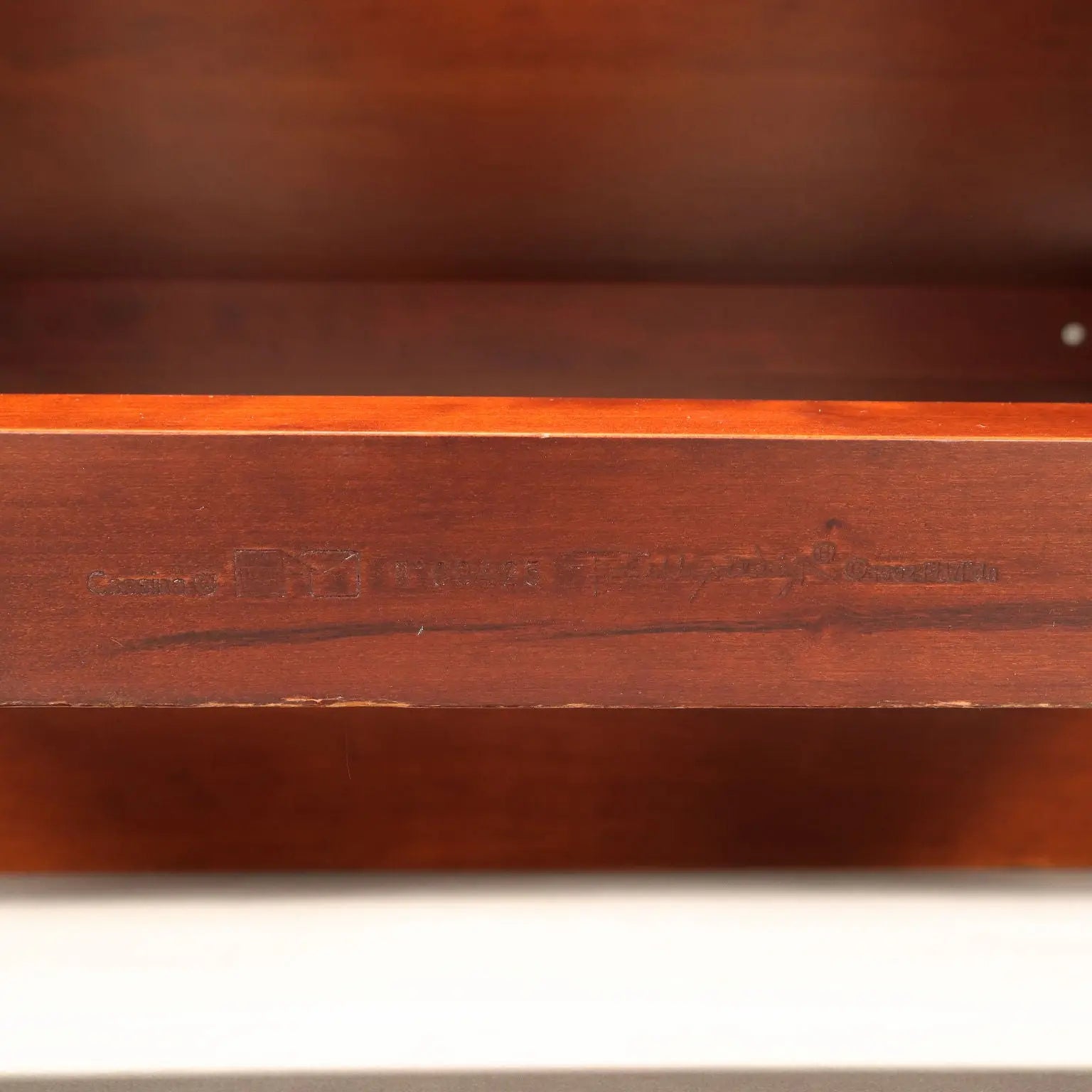 Cassina Husser Table Design Frank Lloyd Wright Italy 1980s | Modernism | Tables
