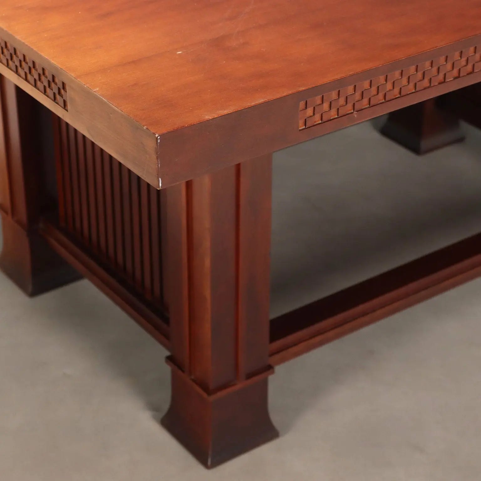 Cassina Husser Table Design Frank Lloyd Wright Italy 1980s | Modernism | Tables