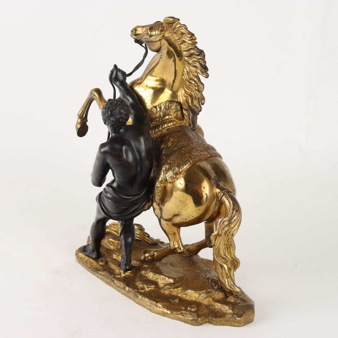  | Antiques  Bronzes