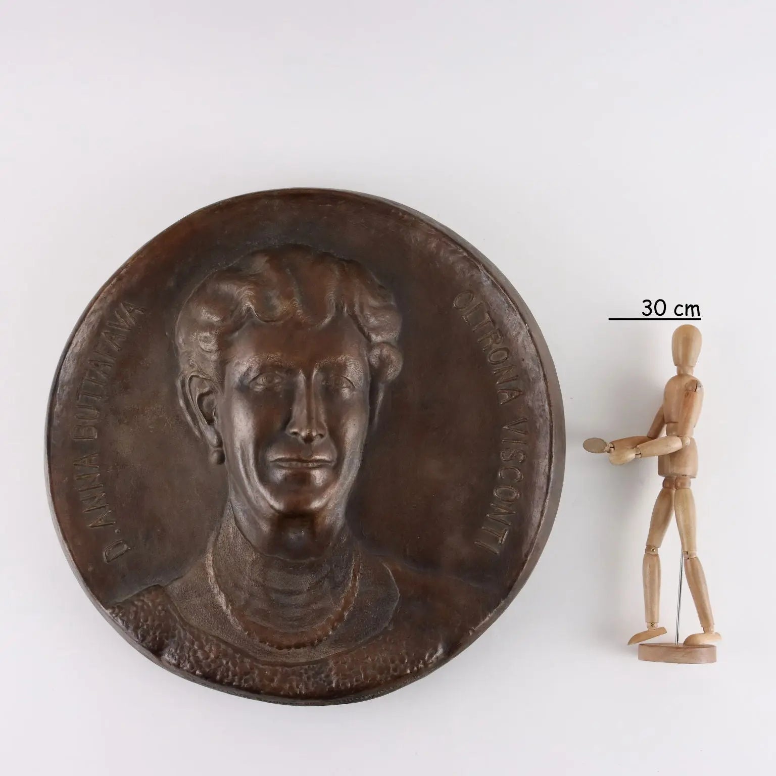 Antique Bronze Tile Noblewoman Italy XX Century - Italy, Late XX Century | Antiques | Bronzes