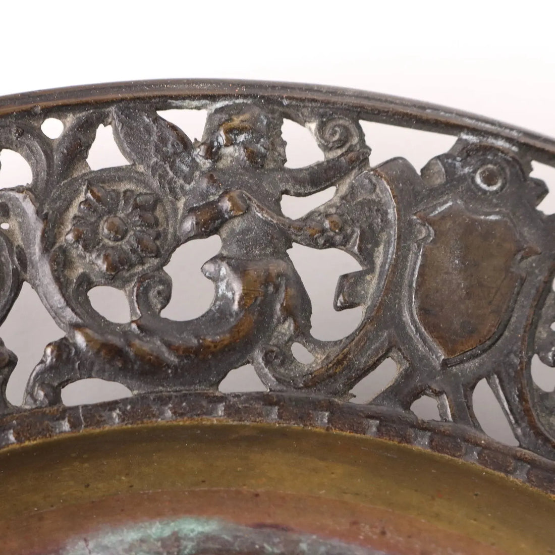 Antique Plate Bronze Antonio Pandiani Italy Late XIX Century - Italy, Late XIX Century | Antiques  Bronzes