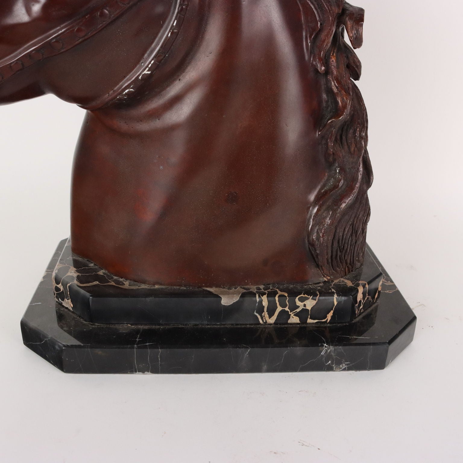  | Antiques  Bronzes