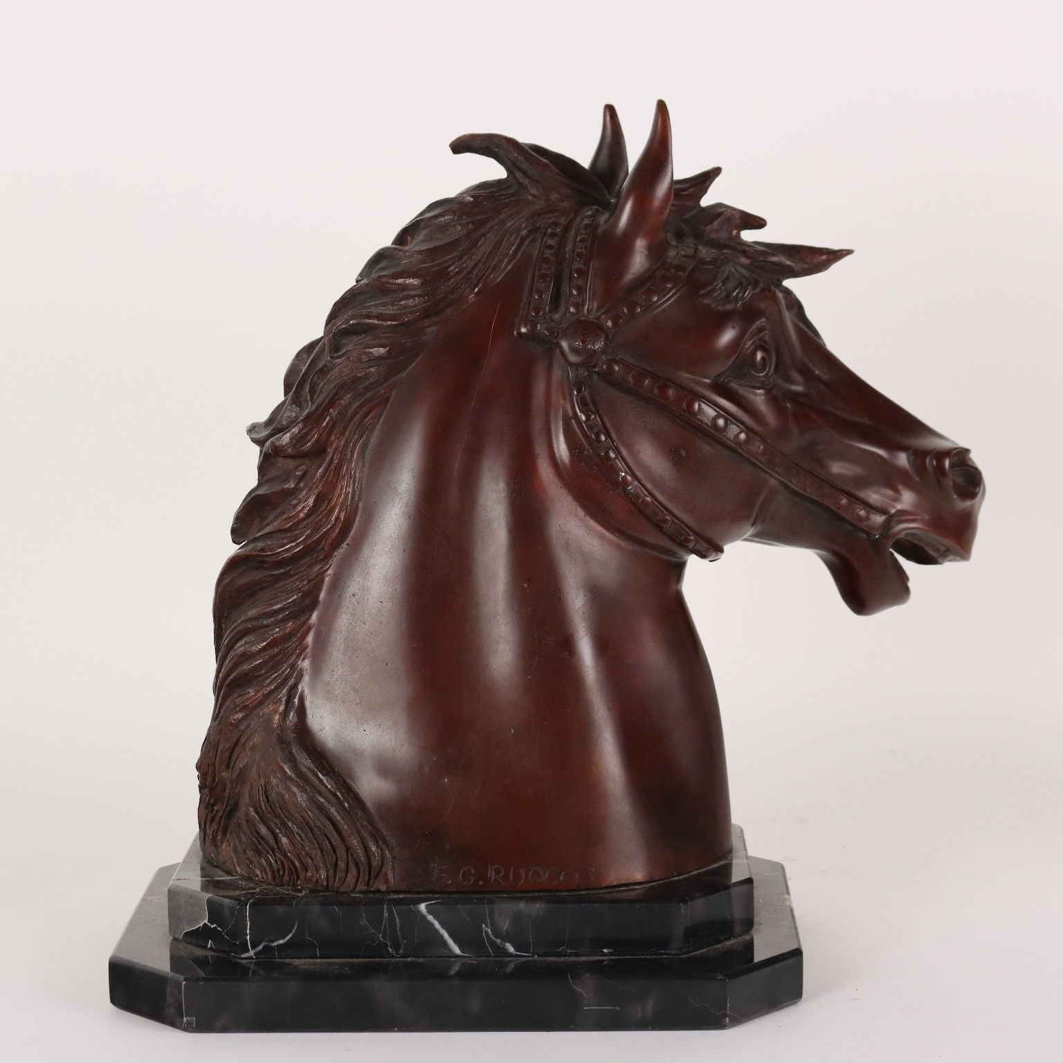  | Antiques  Bronzes