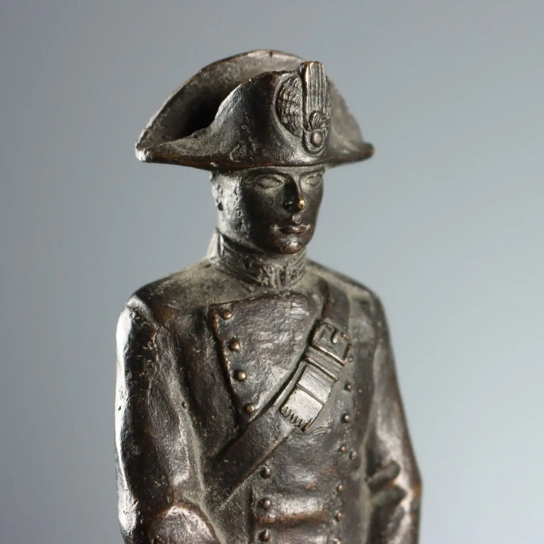 Modern Figurine Carabiniere Bronze Italy Mid XX Century - Italy Mid XX Century | Antiques | Bronzes