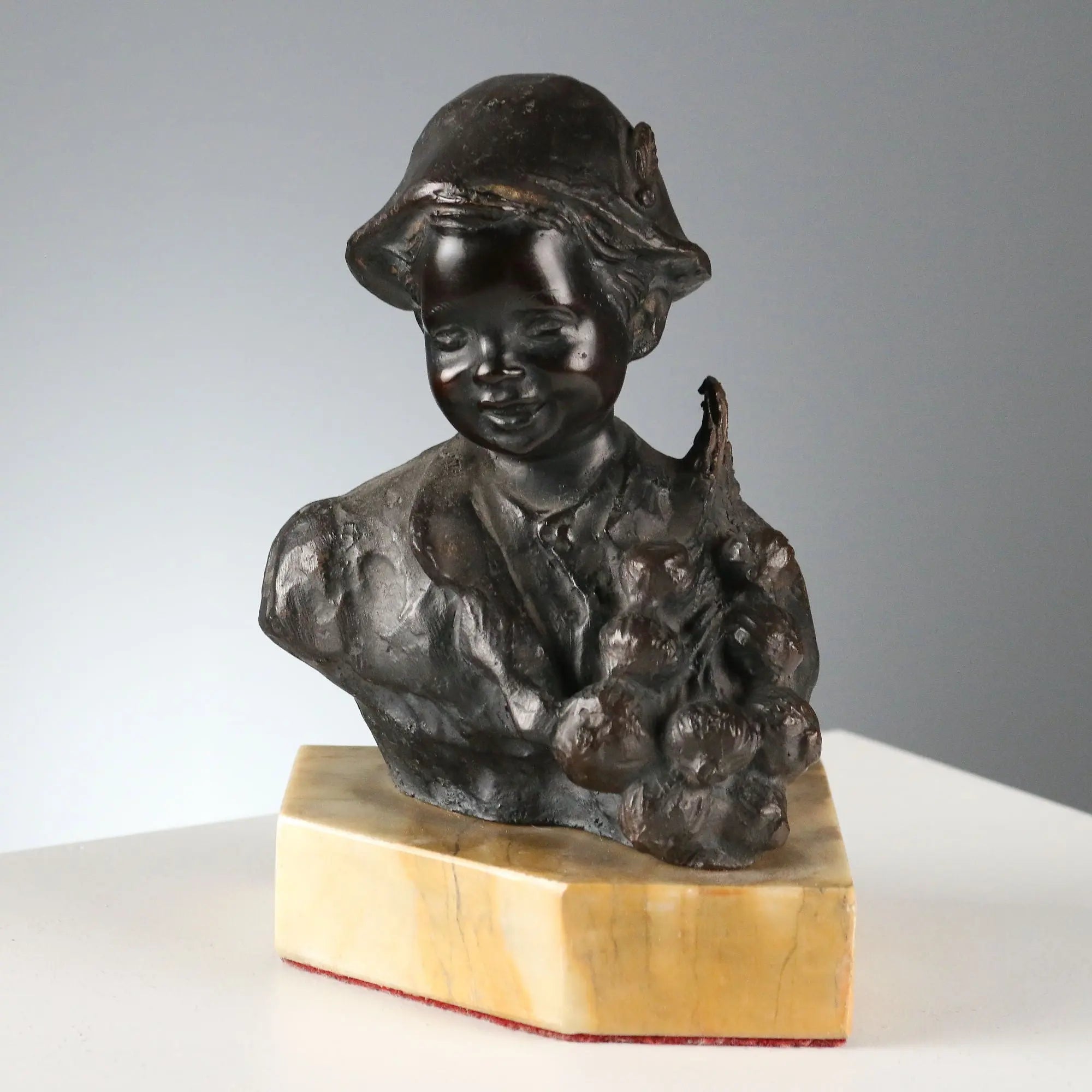 Antique Half Bust Onion Seller Bronze Signed G. De Martino XX Century