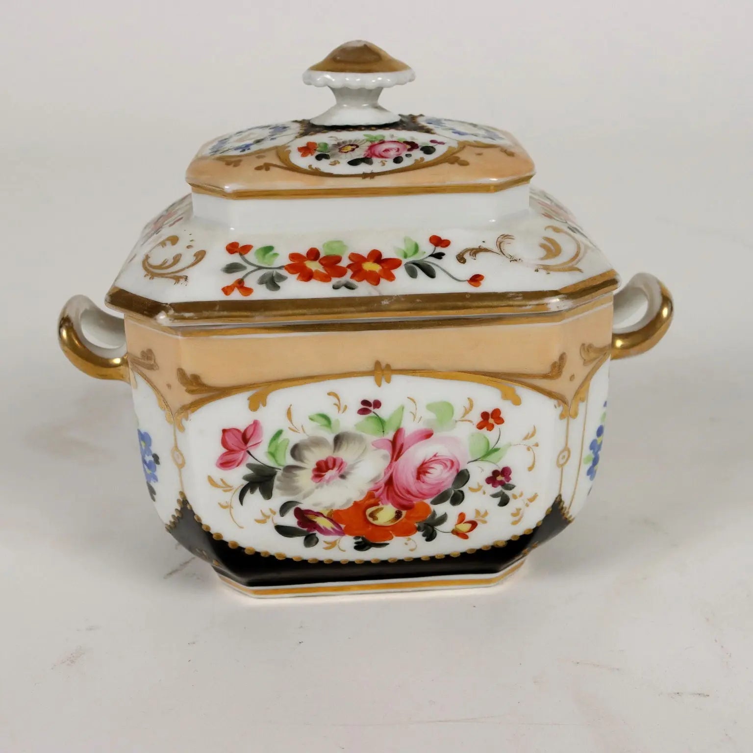 Ancient Tea Set White Porcelain Europe '800 Cups Gold Decorations - Europe Mid 19th century | Antiques | Ceramics Products