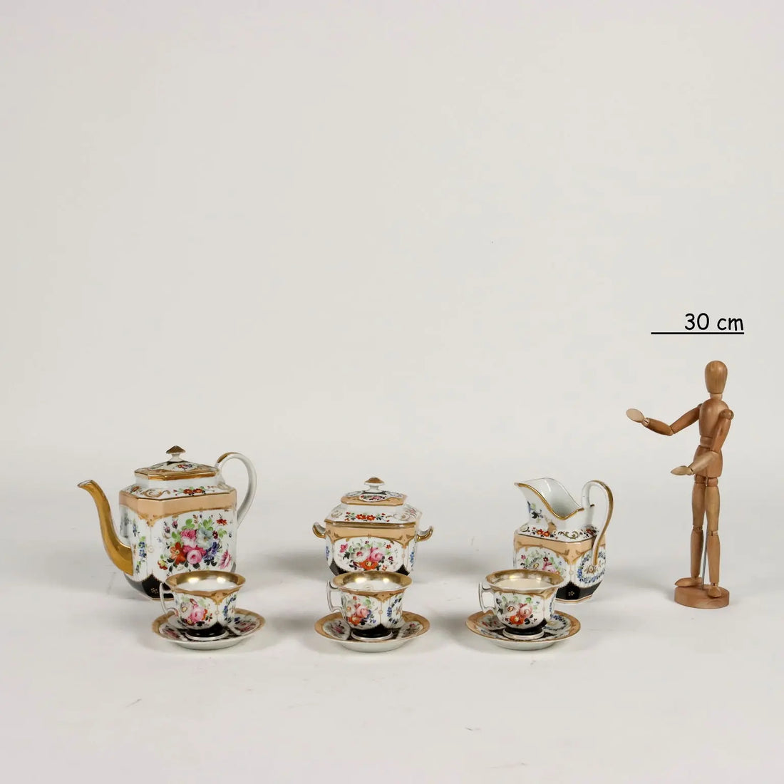 Ancient Tea Set White Porcelain Europe '800 Cups Gold Decorations - Europe Mid 19th century | Antiques | Ceramics Products