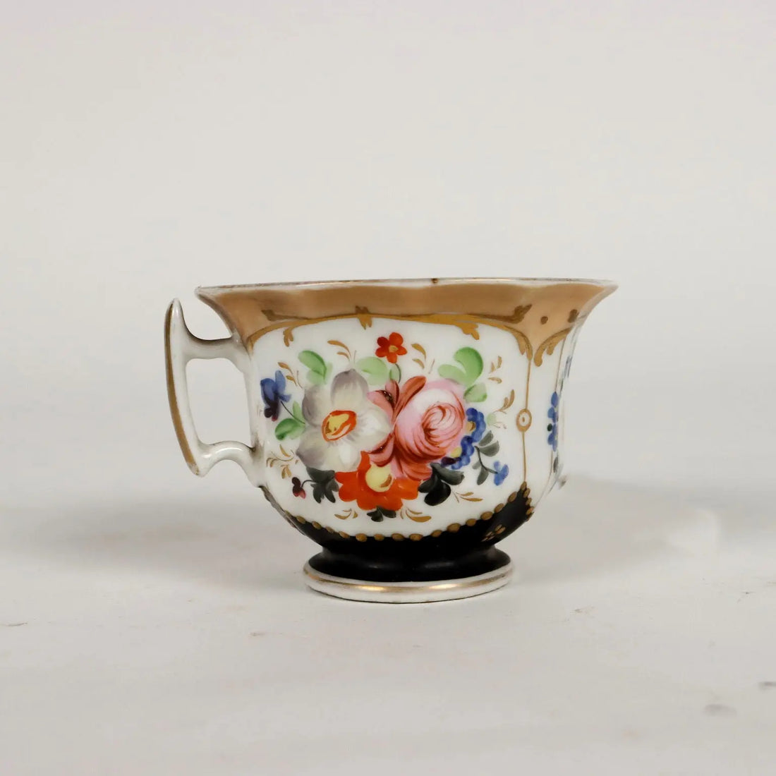 Ancient Tea Set White Porcelain Europe '800 Cups Gold Decorations - Europe Mid 19th century | Antiques | Ceramics Products