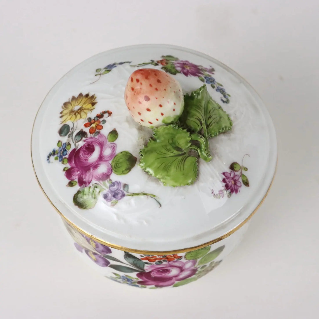 Ancient Sugar Bowl White Porcelain Europe '800 Painted Ceramics - Europe, XIX Century | Antiques | Ceramics Products
