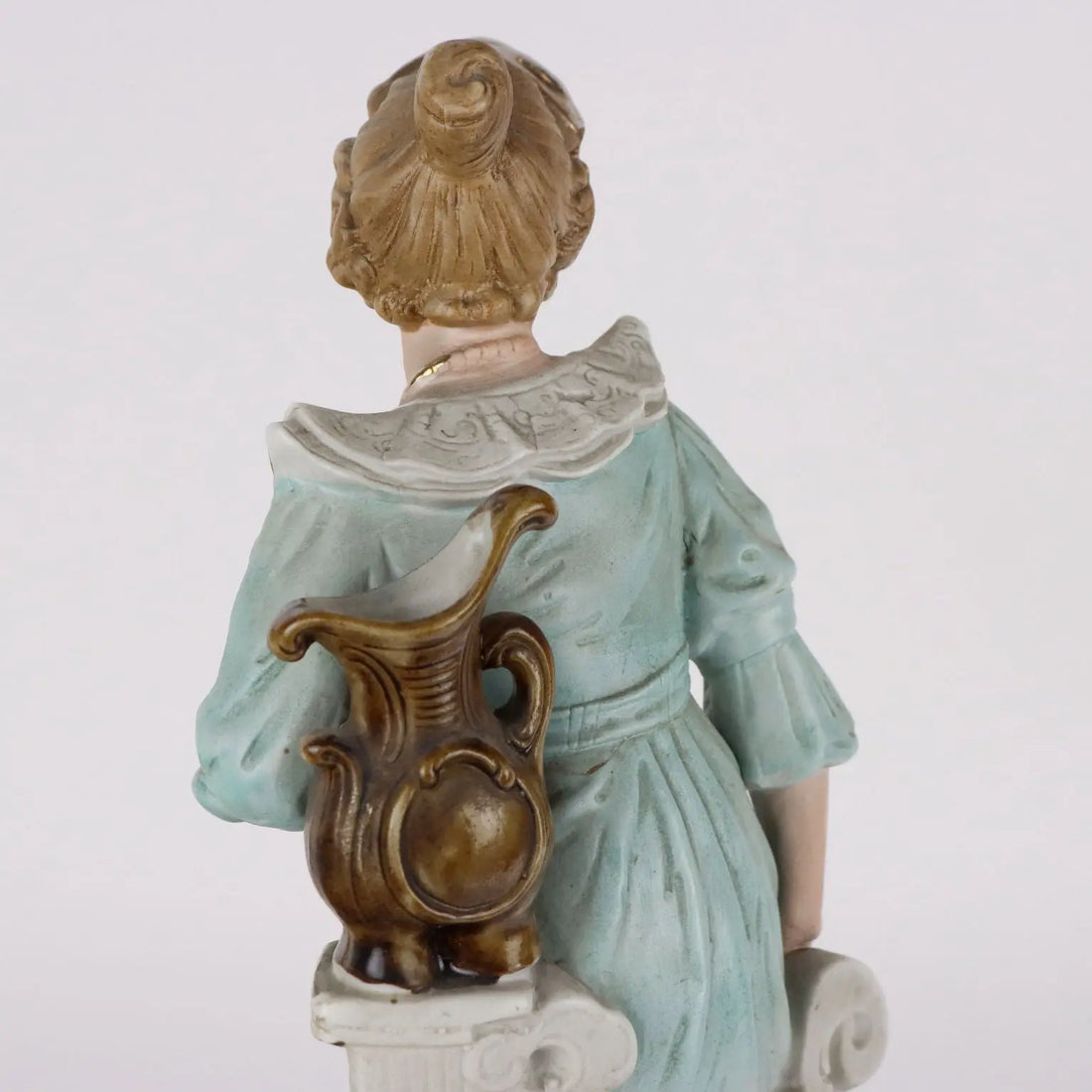 Statue in Case Biscuit Germany XIX-XX Century - Germany Late 1800s Early 1900s | Antiques | Ceramics Products