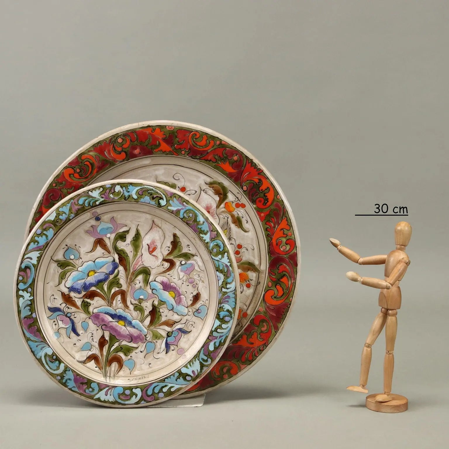 Group of Antique Plates Schiavon Man. Italy XX Century - Italy, Late XX Century | Antiques | Ceramics Products