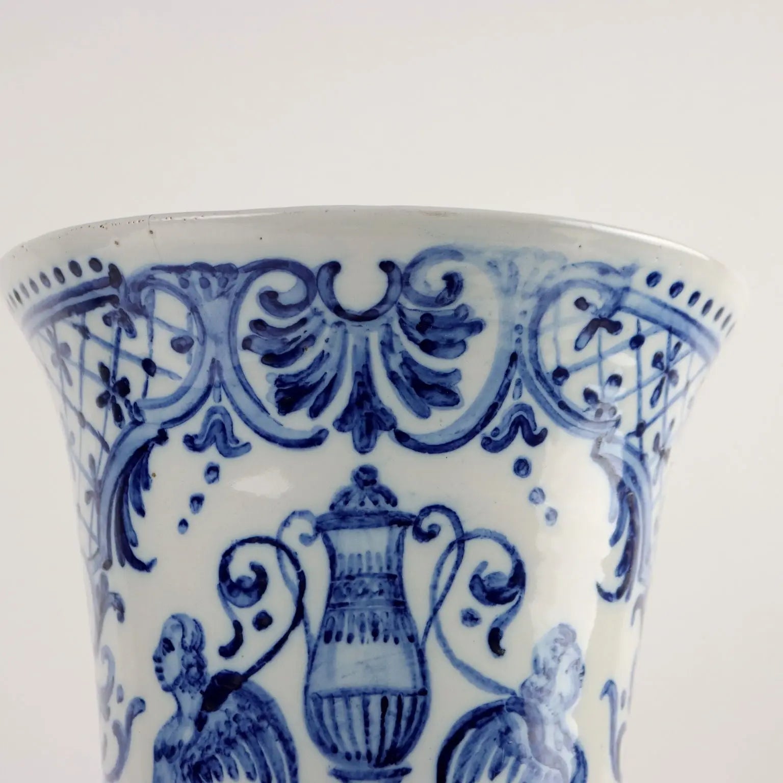 Antique Vase Man. Gien Majolica France XVIII Century - France, Late XVIII Century | Antiques | Ceramics Products
