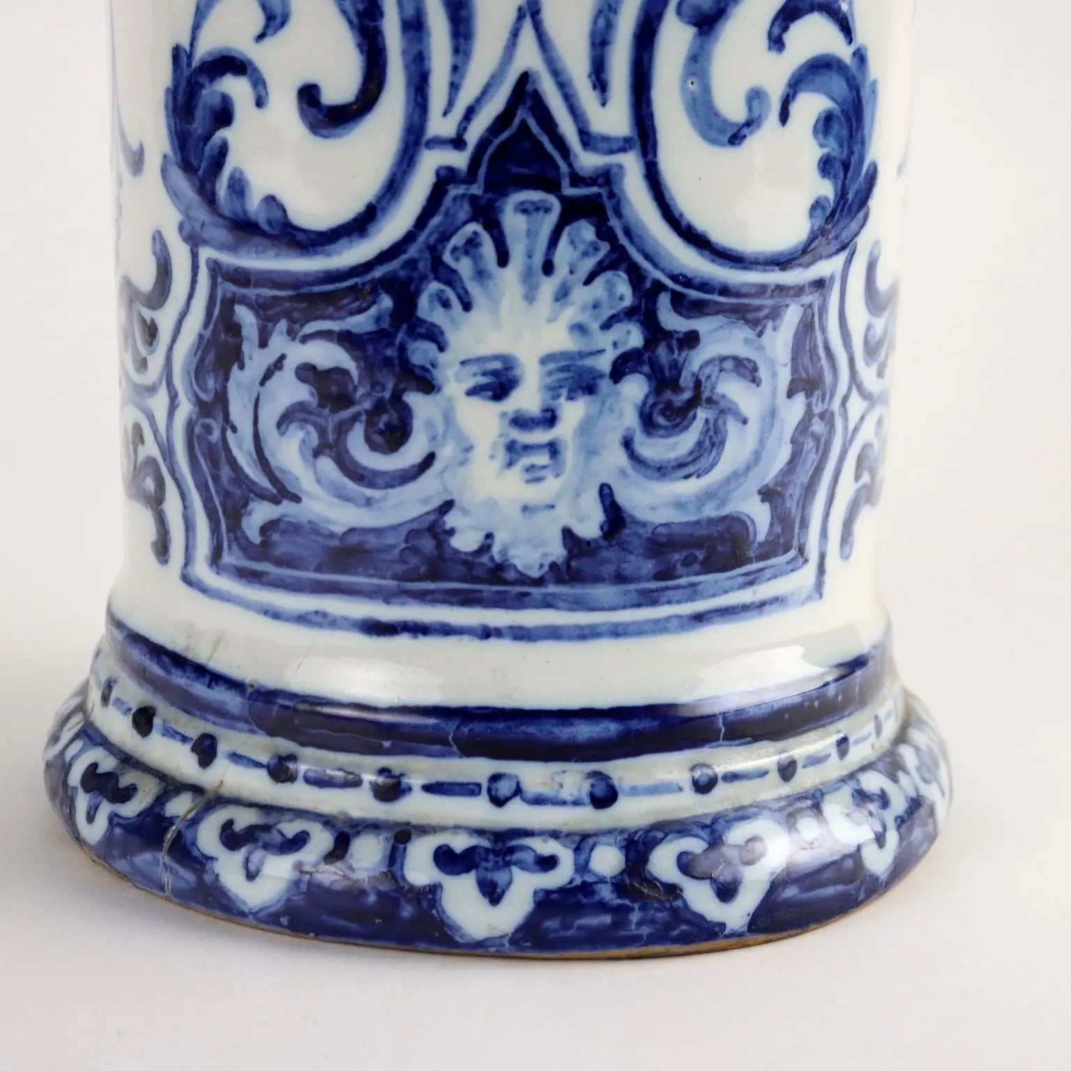 Antique Vase Man. Gien Majolica France XVIII Century - France, Late XVIII Century | Antiques | Ceramics Products