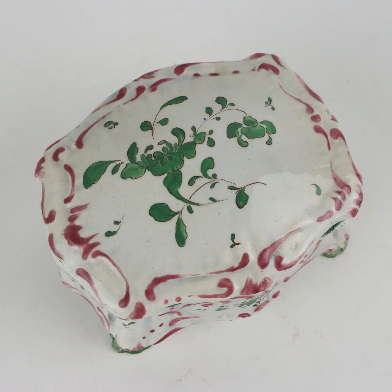 Antique Casket Majolica with Lid Decorations France XIX Century - France, Early XIX Century | Antiques | Ceramics Products