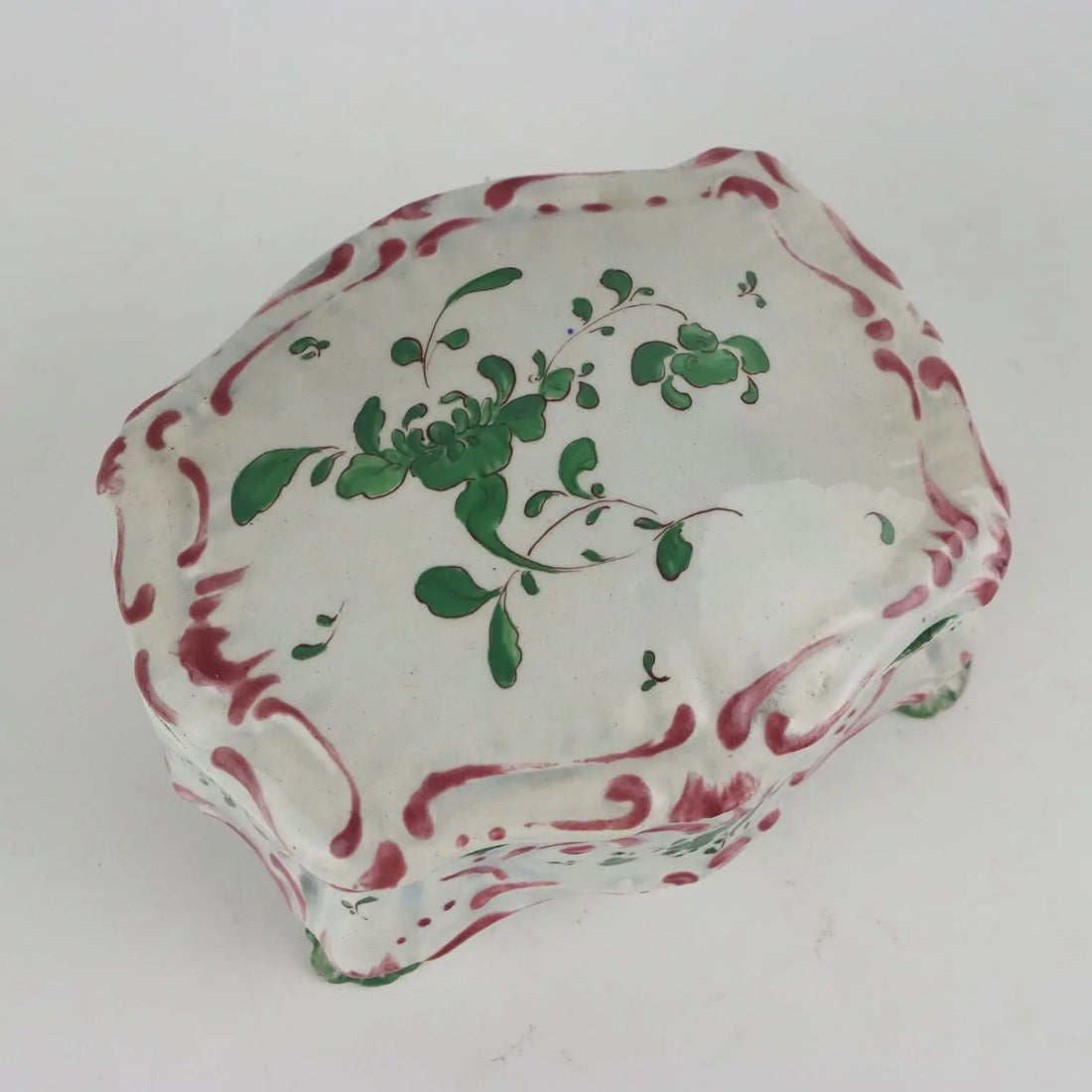 Antique Casket Majolica with Lid Decorations France XIX Century - France, Early XIX Century | Antiques | Ceramics Products