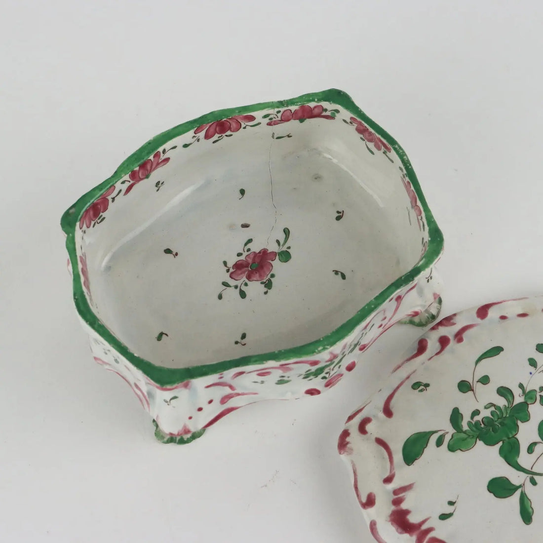 Antique Casket Majolica with Lid Decorations France XIX Century - France, Early XIX Century | Antiques | Ceramics Products