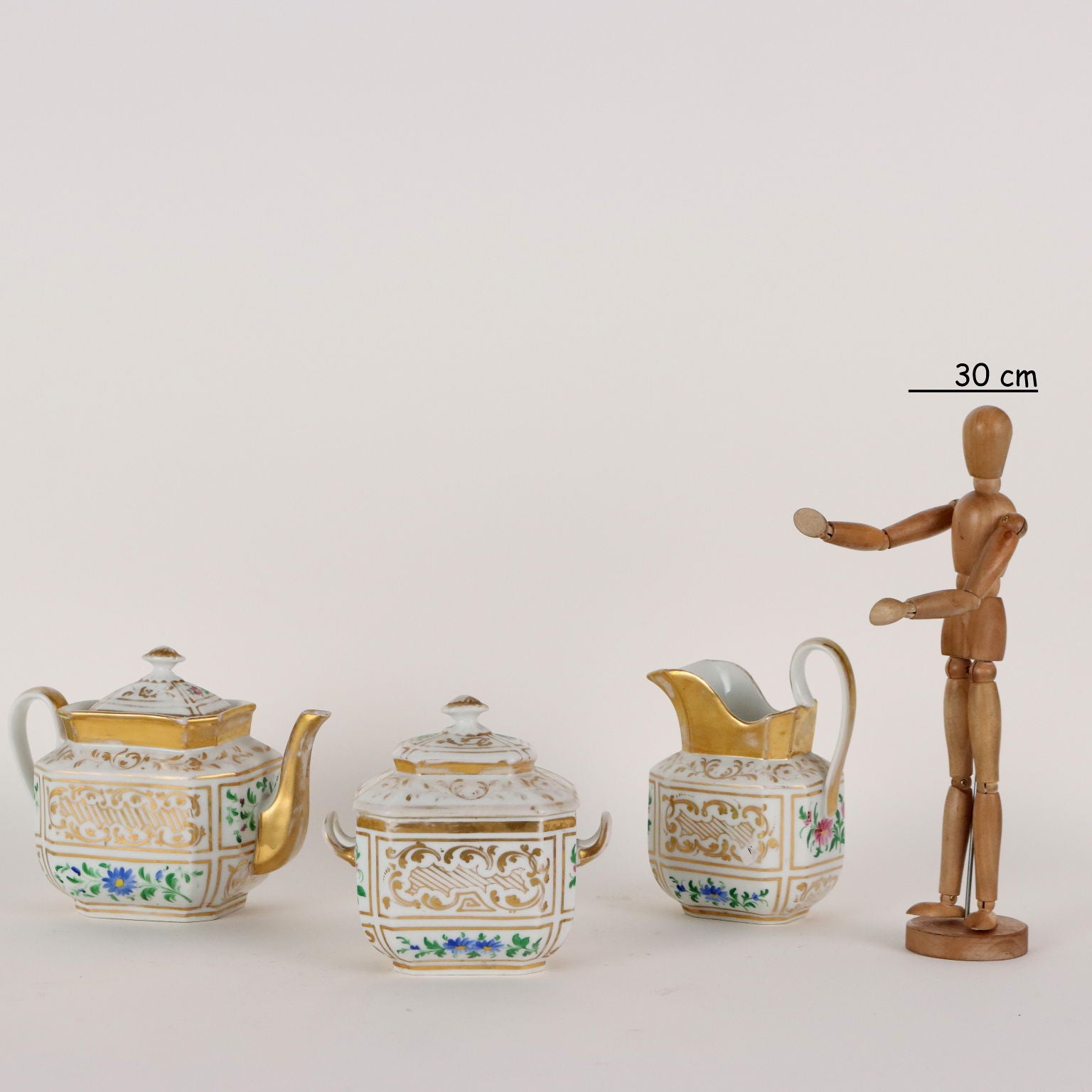  | Antiques  Ceramics Products