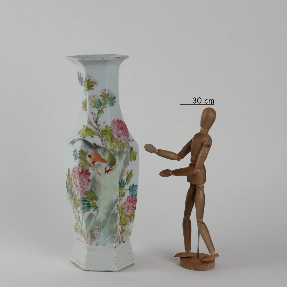 Antique Vase Baluster Shape Enamelled Porcelain China 1910-1920 - China, 1910-1920 | Antiques | Ceramics Products