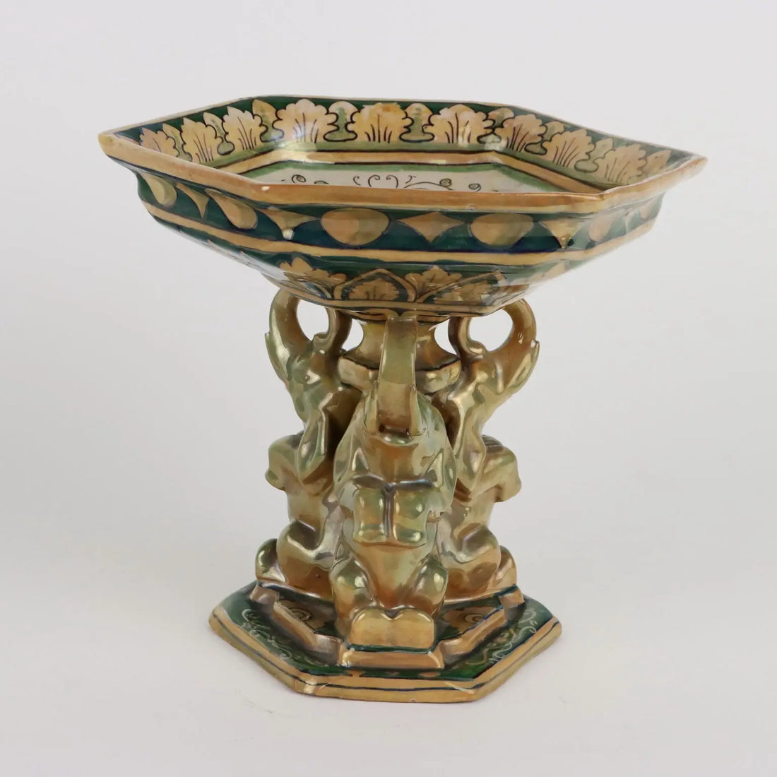 Antique Centerpiece Majolica Man. Robbia Gualdo Tadino '900 - Italy, Late XX Century | Antiques | Ceramics Products