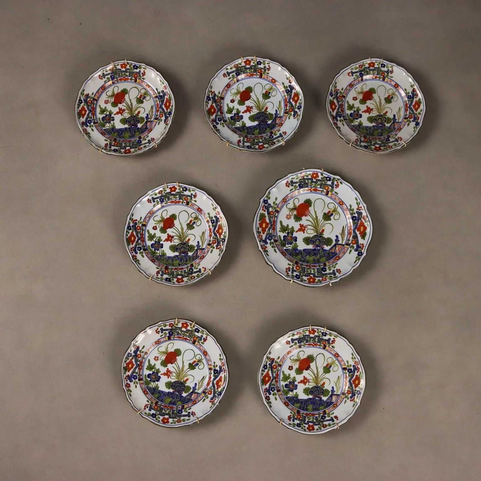Antique Majolica Plates Maiolica di Faenza Italy XX Century - Italy, Early XX Century | Antiques | Ceramics Products