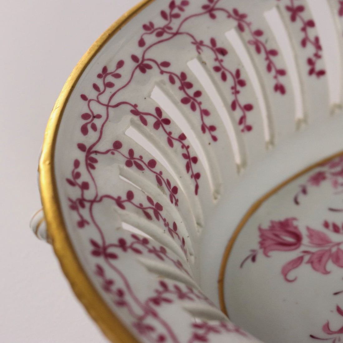  | Antiques  Ceramics Products