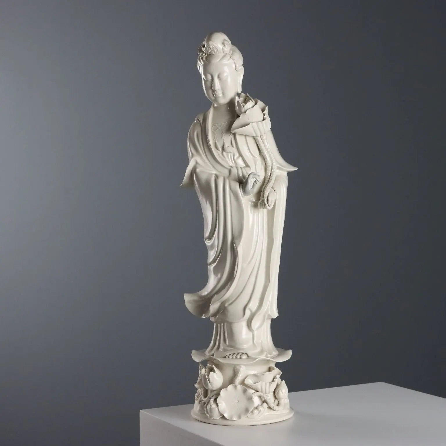 Antique Sculpture Guanyin Porcelain China XX Century - China, XX Century | Antiques | Ceramics Products