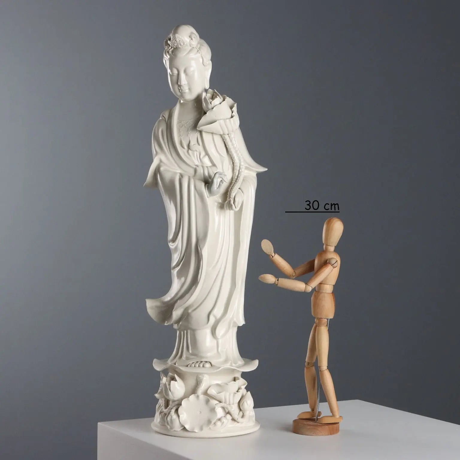 Antique Sculpture Guanyin Porcelain China XX Century - China, XX Century | Antiques | Ceramics Products