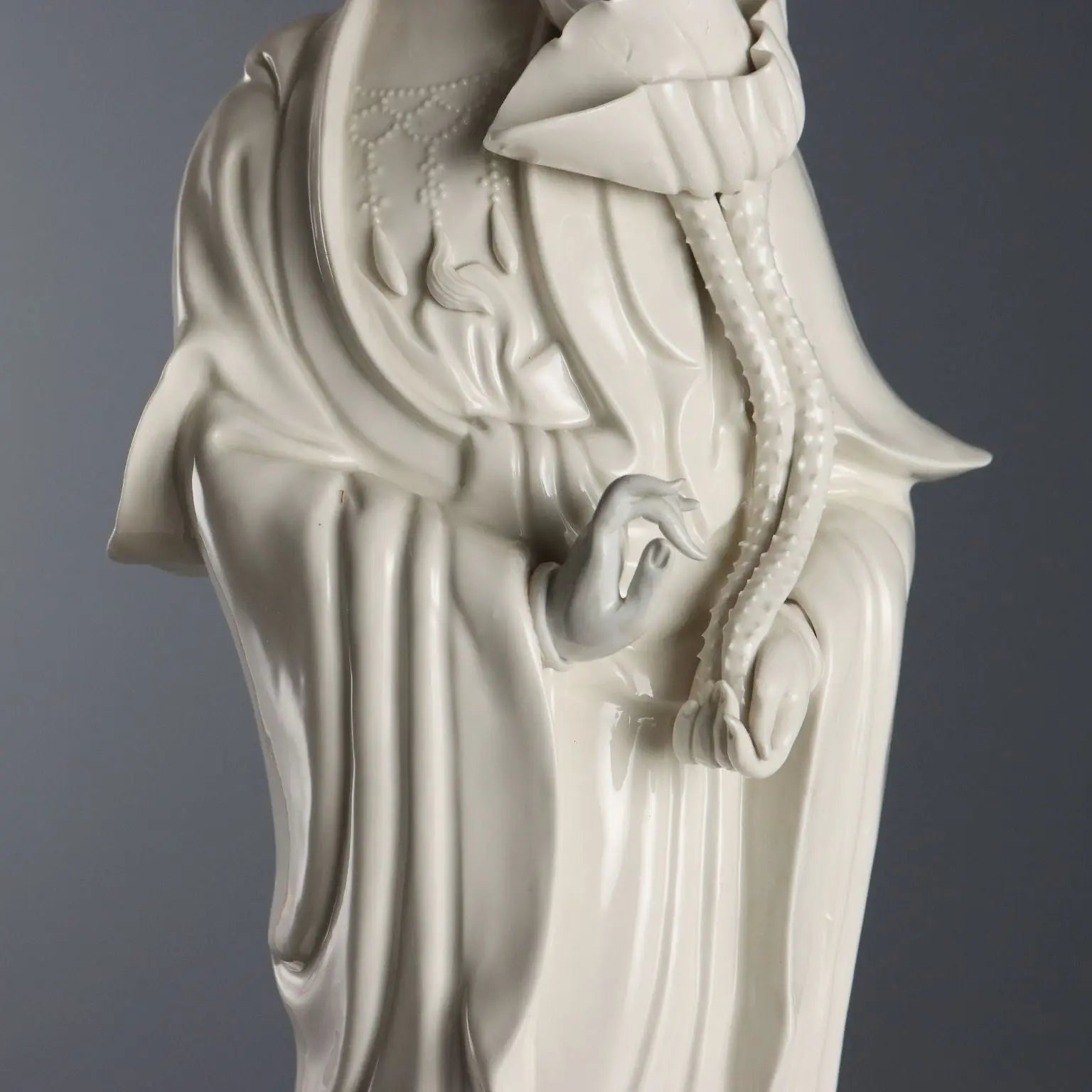 Antique Sculpture Guanyin Porcelain China XX Century - China, XX Century | Antiques | Ceramics Products