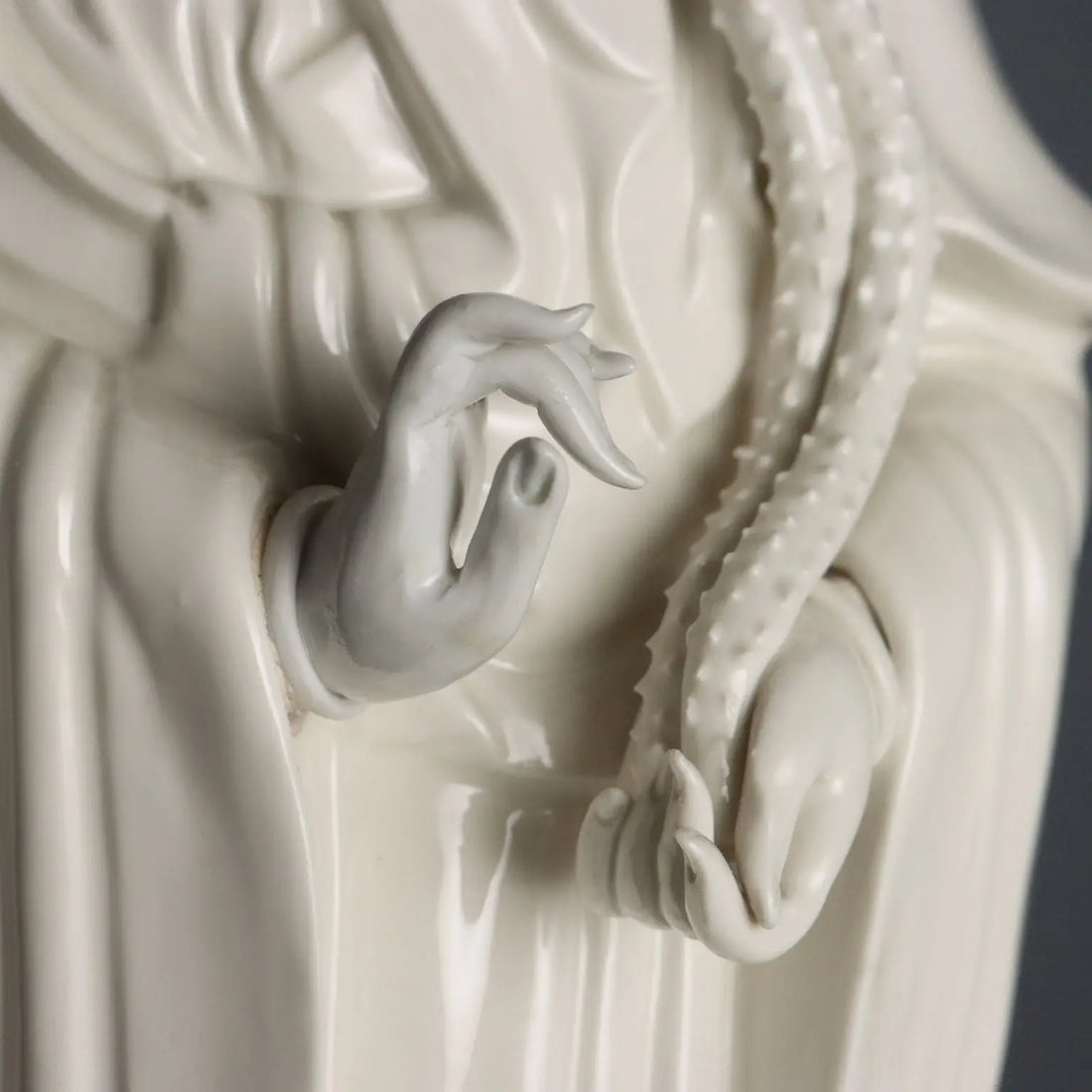 Antique Sculpture Guanyin Porcelain China XX Century - China, XX Century | Antiques | Ceramics Products