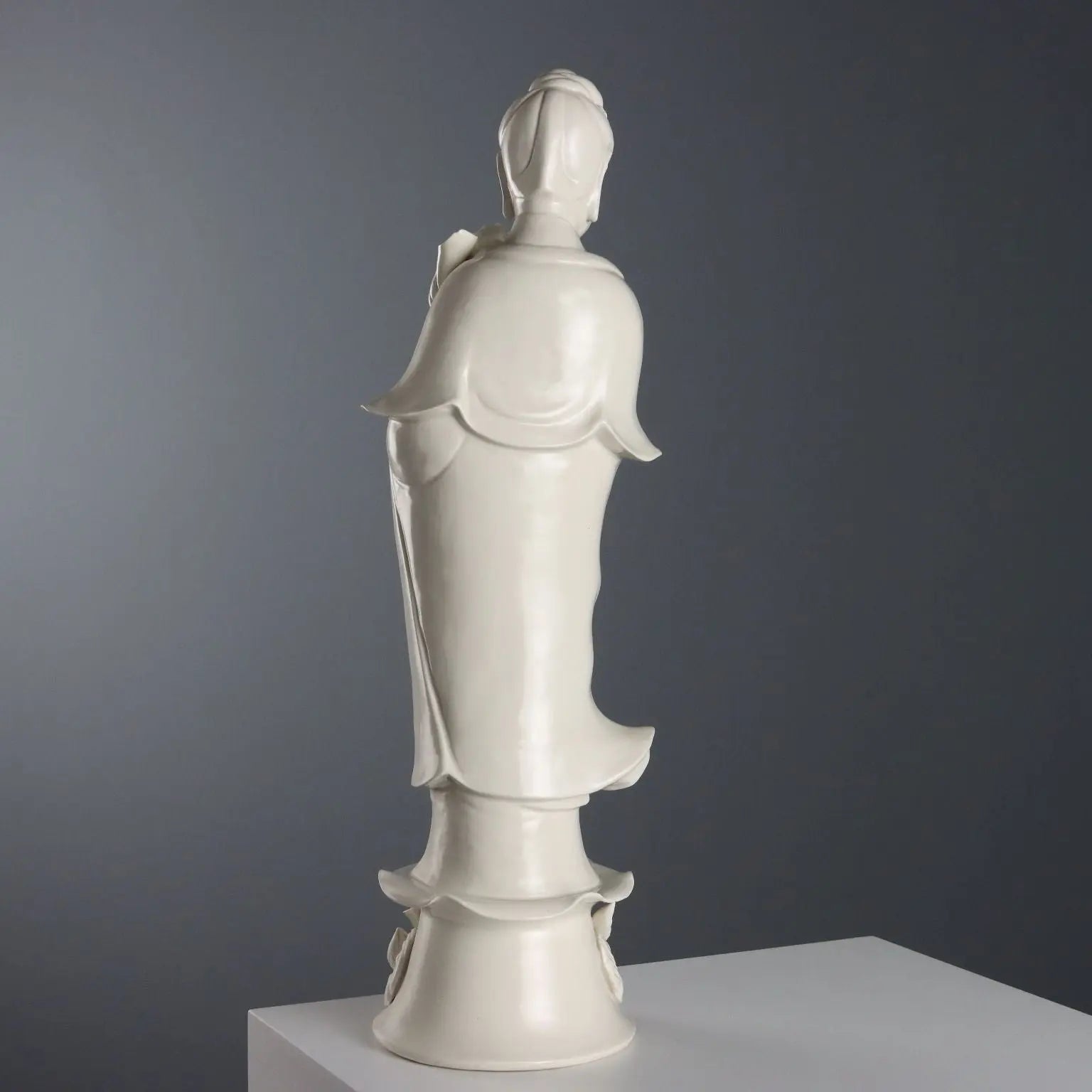 Antique Sculpture Guanyin Porcelain China XX Century - China, XX Century | Antiques | Ceramics Products