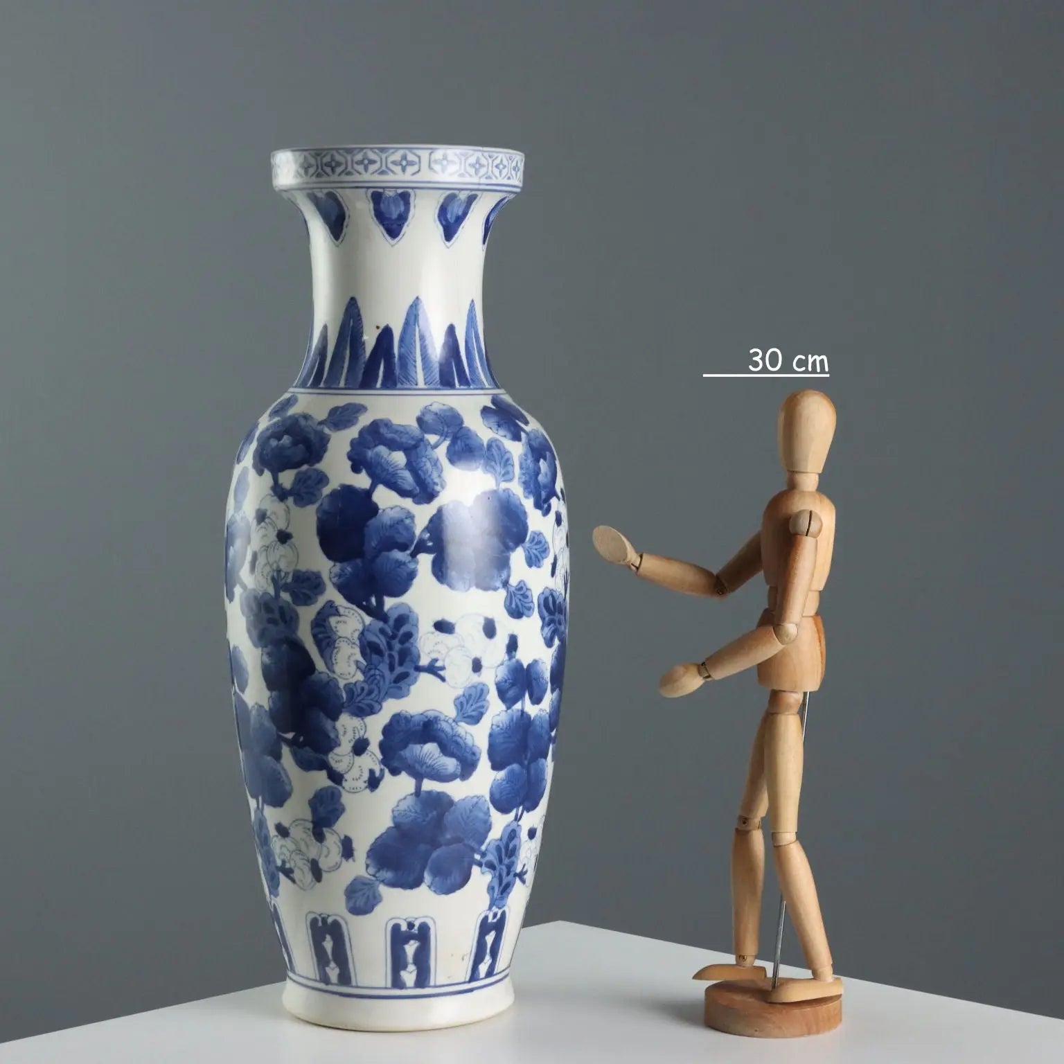 Antique Vase Porcelain Decorations China XX Century - China XX Century | Antiques | Ceramics Products