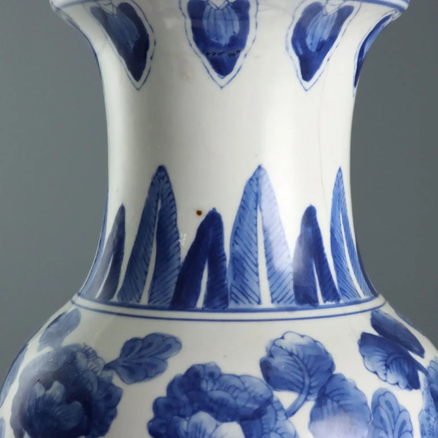 Antique Vase Porcelain Decorations China XX Century - China XX Century | Antiques | Ceramics Products
