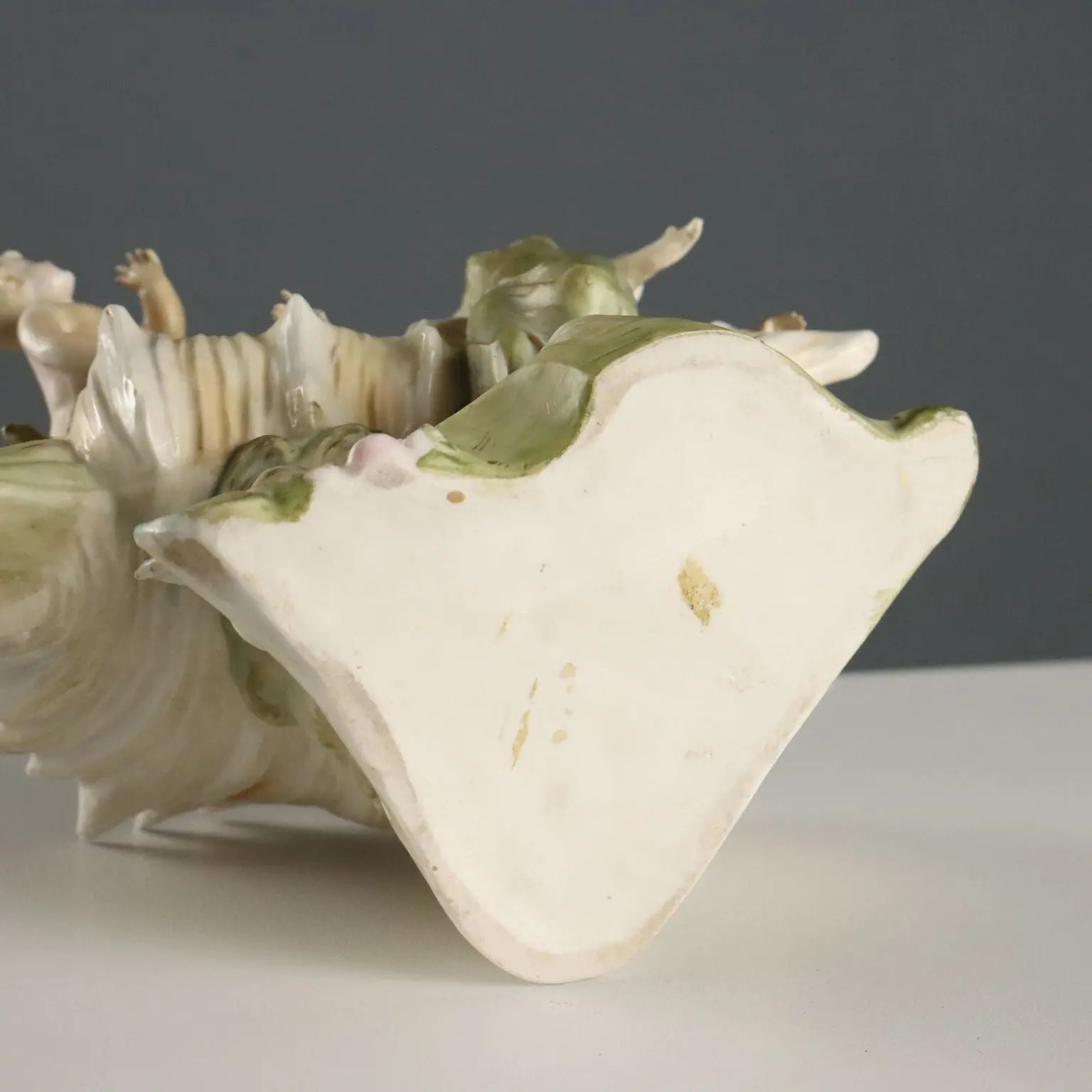 Antique Vase Shell-Shaped Art Nouveau Porcelain XIX-XX Century - Europe, XIX-XX Century | Antiques | Ceramics Products