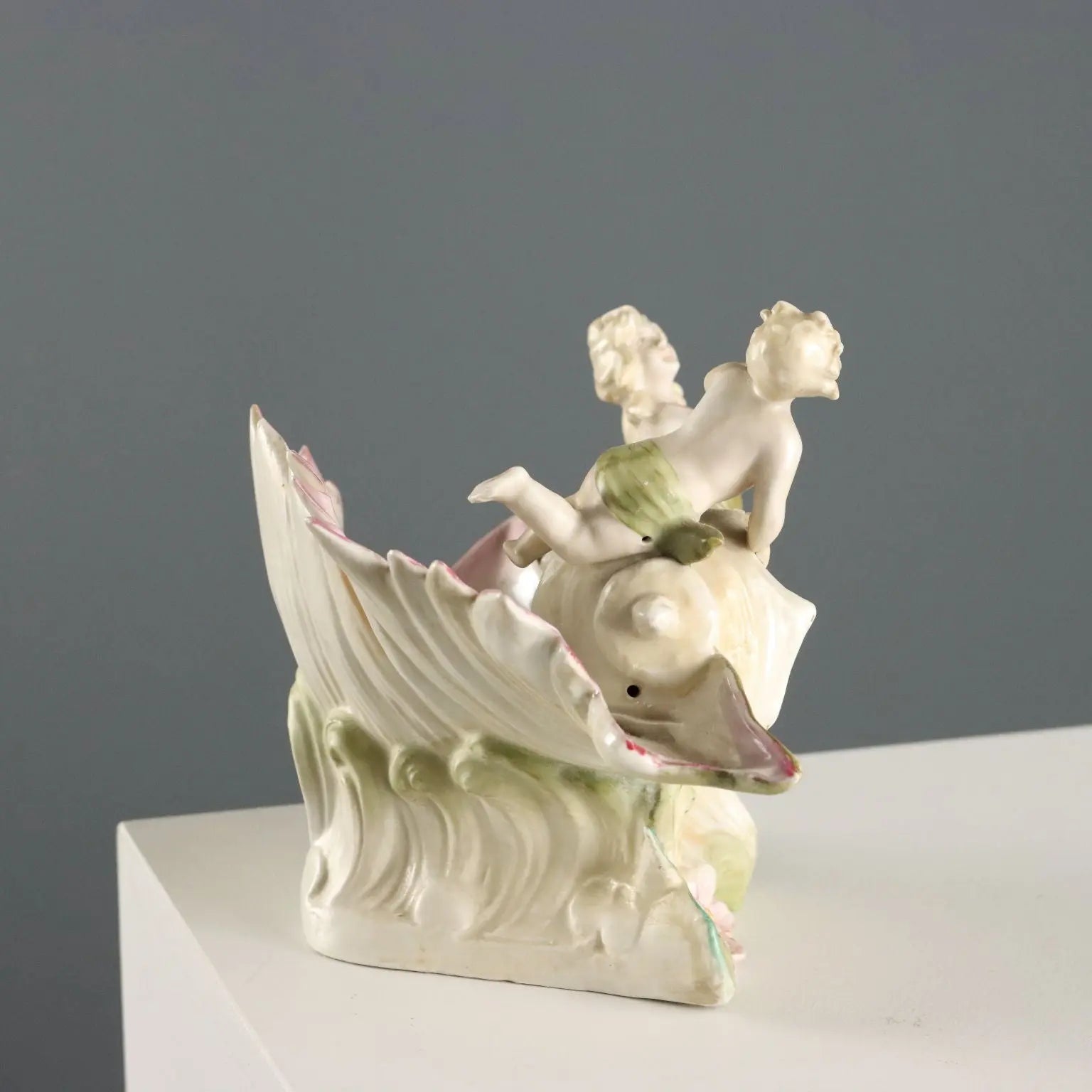 Antique Vase Shell-Shaped Art Nouveau Porcelain XIX-XX Century - Europe, XIX-XX Century | Antiques | Ceramics Products