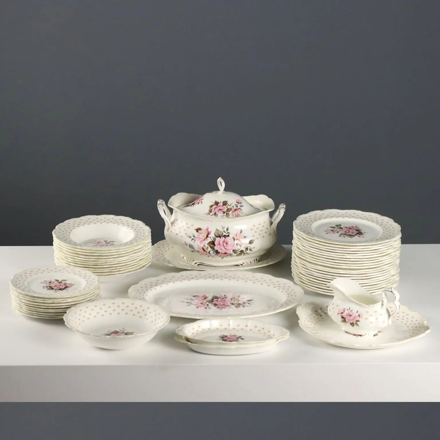 Antique Plate Service Marie Louise Royal Albert England XX Century - England, Second Half XX Century | Antiques | Ceramics Products