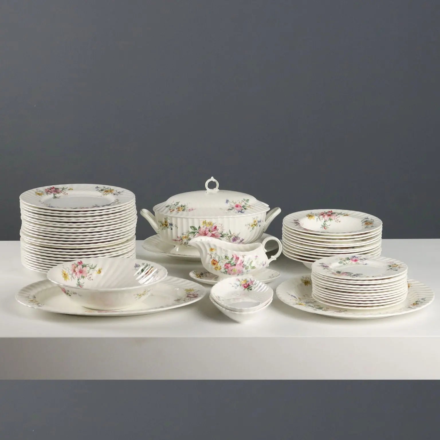 Antique Plate Set Arcadia Royal Doulton United Kingdom XX Century - England, Second Half XX Century | Antiques | Ceramics Products