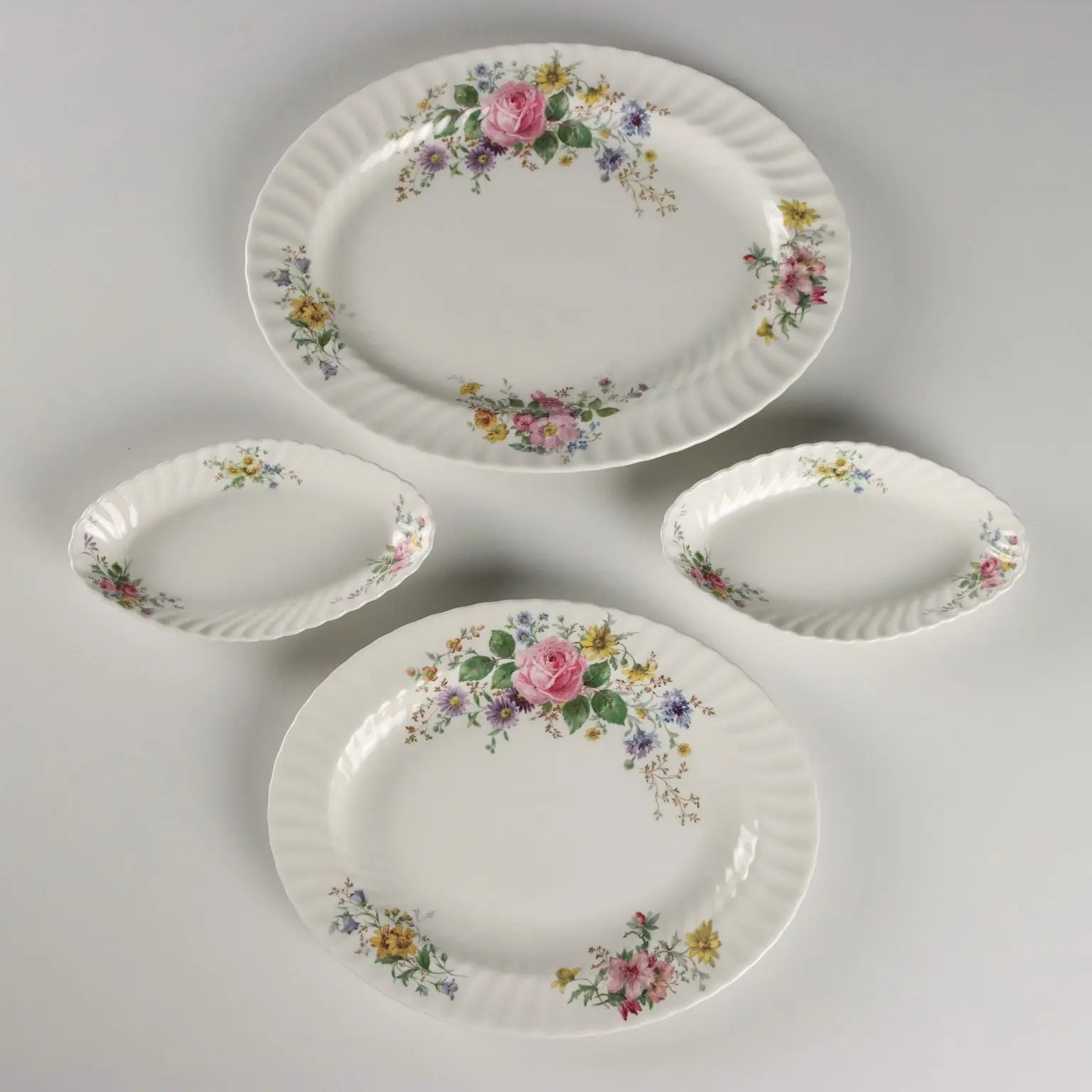 Antique Plate Set Arcadia Royal Doulton United Kingdom XX Century - England, Second Half XX Century | Antiques | Ceramics Products