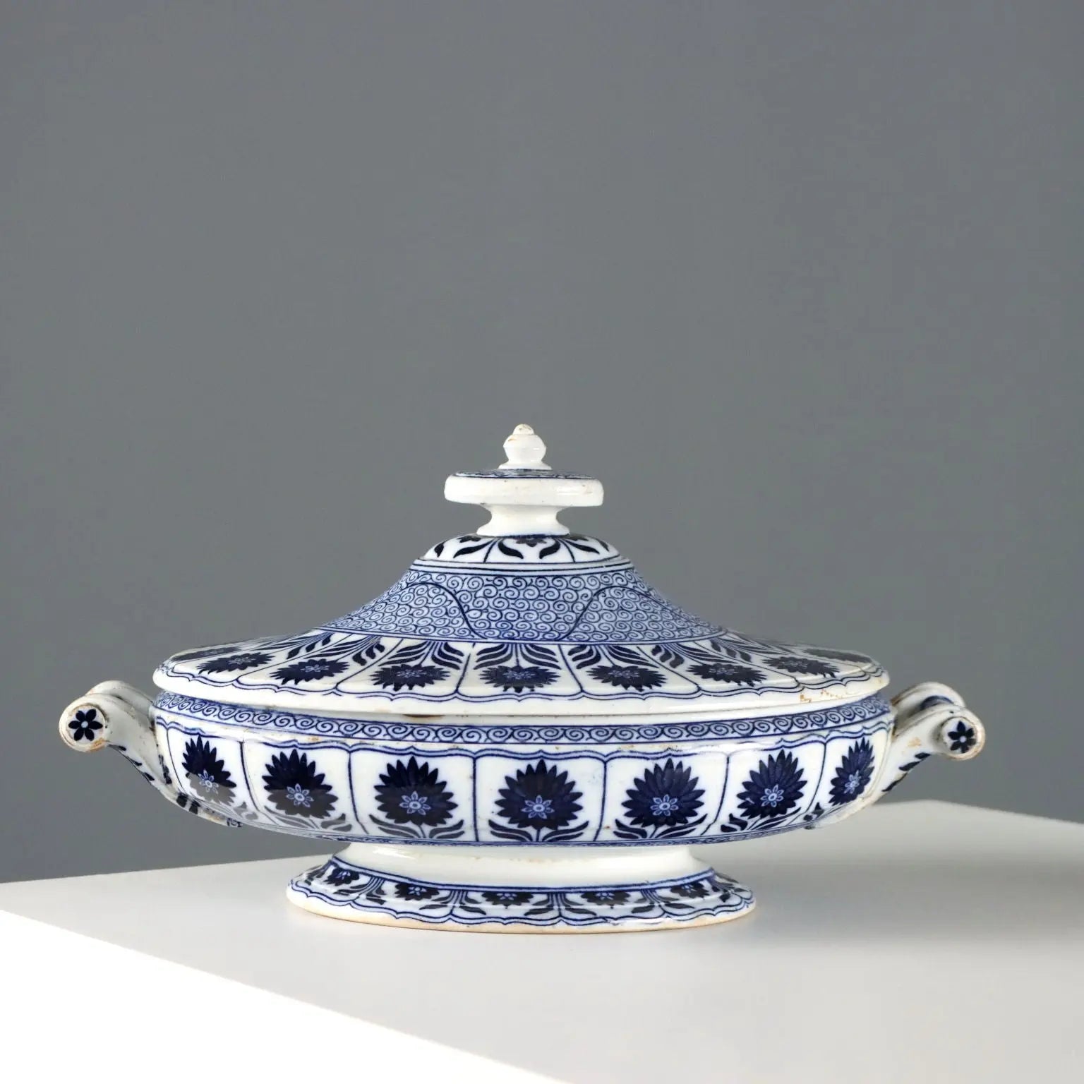 Antique Vegetable Bowl Porcelain Minton Manufacture England '800 - England, Late XIX Century | Antiques | Ceramics Products